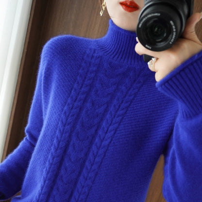 Pull femme à col semi-montant avec maille torsadée et design épaissi