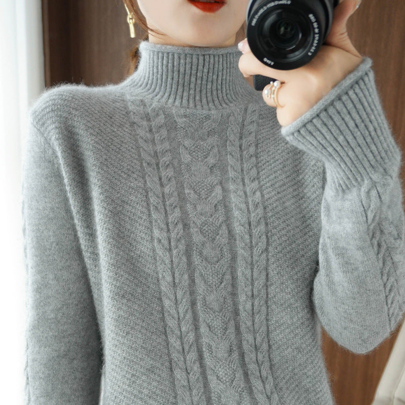 Pull femme à col semi-montant avec maille torsadée et design épaissi