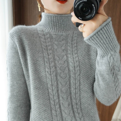 Pull femme à col semi-montant avec maille torsadée et design épaissi